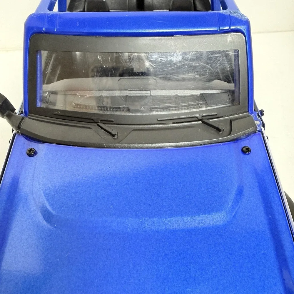 New Bright 2021‎ Ford Bronco Electric Blue With Winch